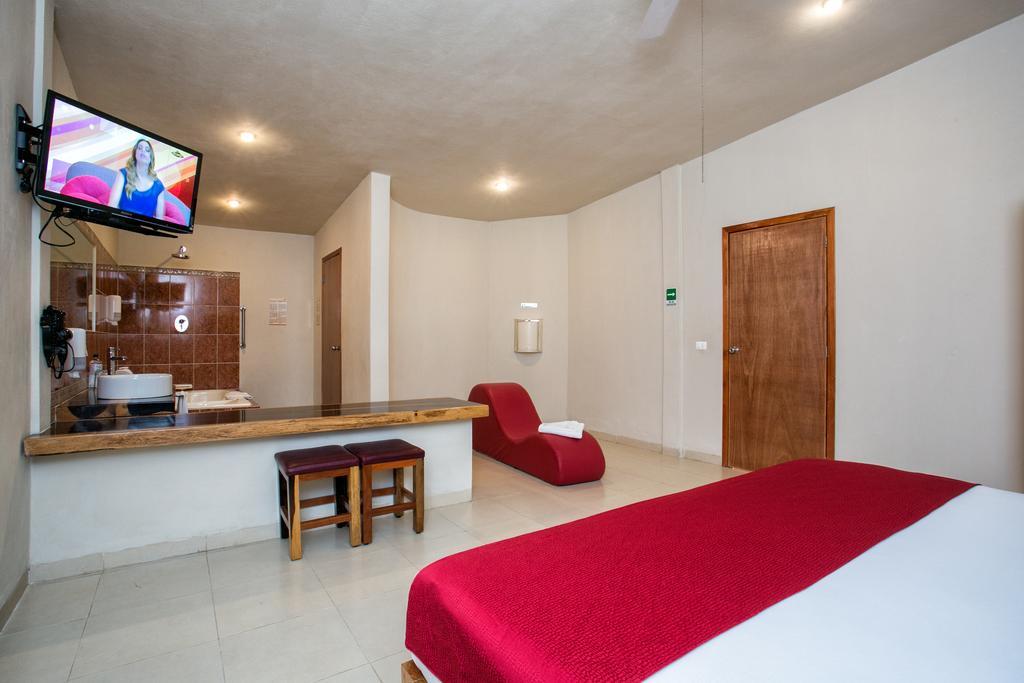 Auto Hotel Paraiso Inn パレンケ 部屋 写真